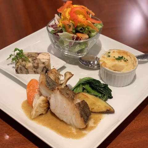 12月の土・日ランチ