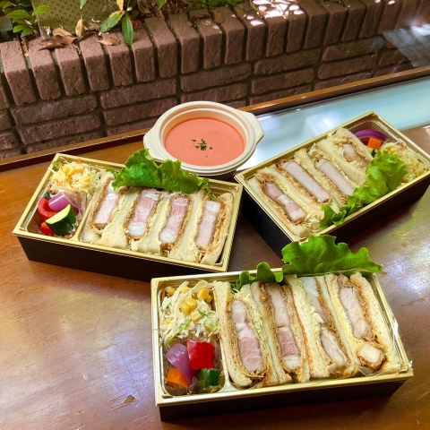 肉の日限定　庄内ポークのカツサンド&amp;スープ