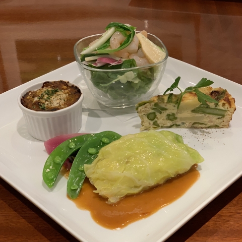 4月の土・日・祝日ランチ