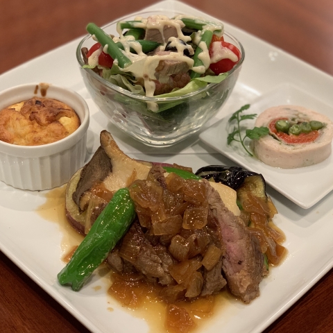 5月の土・日・祝日ランチ